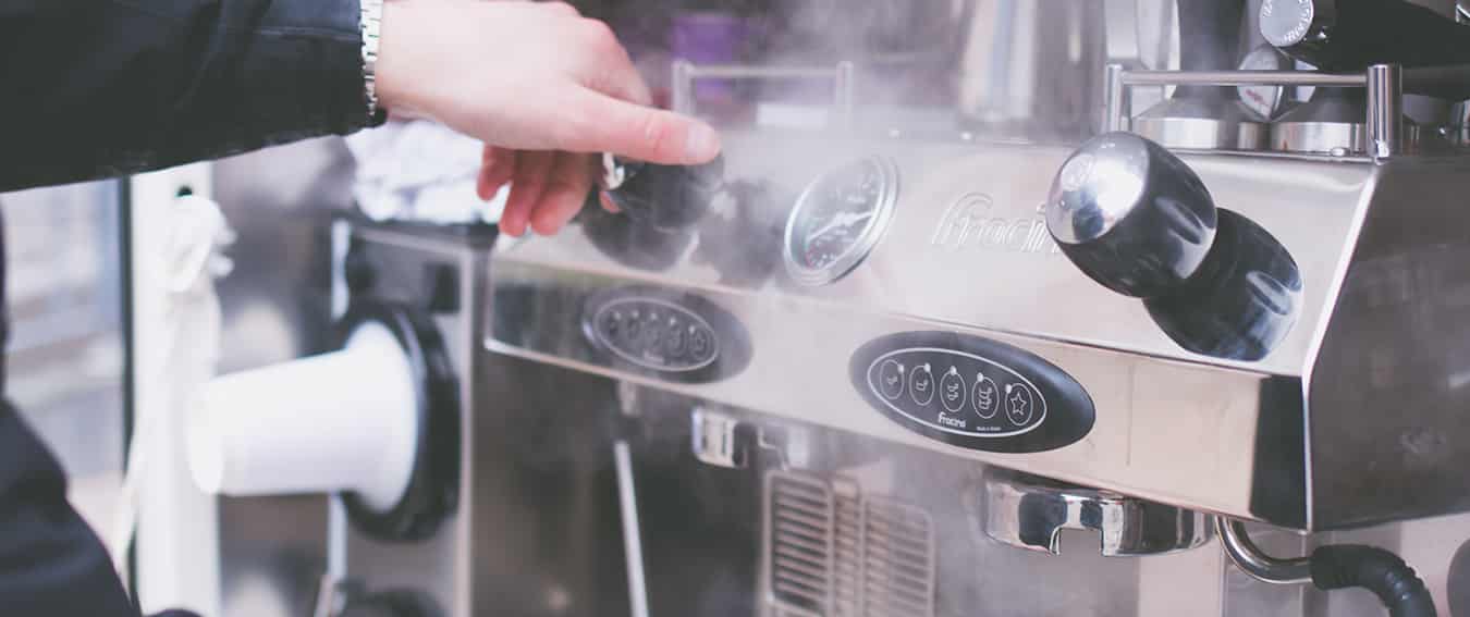 kaffeexpressens kaffemaskine